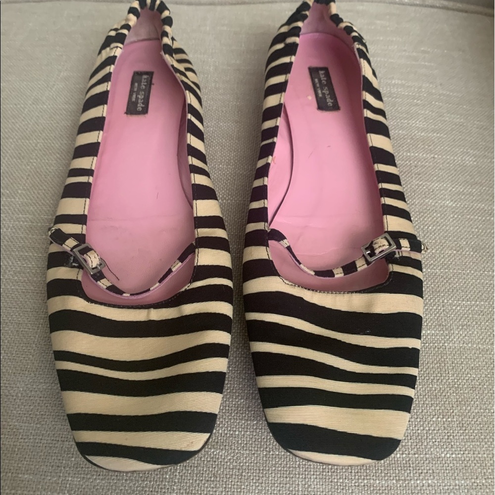 Kate Spade Mary Janes. Beige and Black stripes 7.5